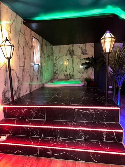 Marbella Logement Privatif -Jacuzzi-Sauna La Valette-du-Var Exterior photo